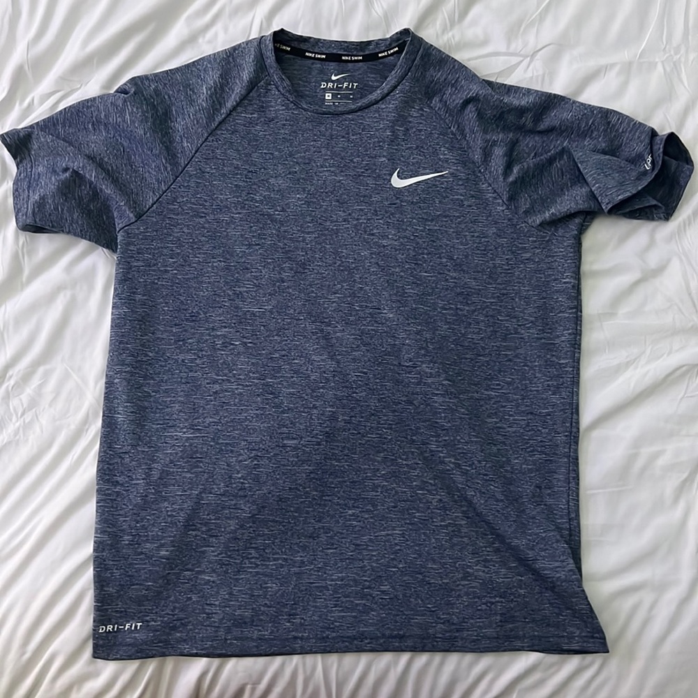 Nike men’s dri-fit swim t-shirt